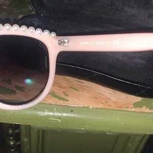 CHANEL | Accessories | Channel Pearl Cat Eye Sunglasses Pink  display picture 1